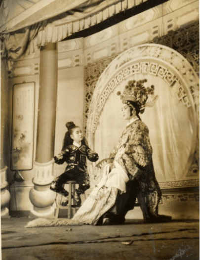 早期的野臺戲是庶民生活的重要娛樂。