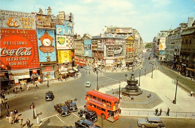 Piccadilly Circus