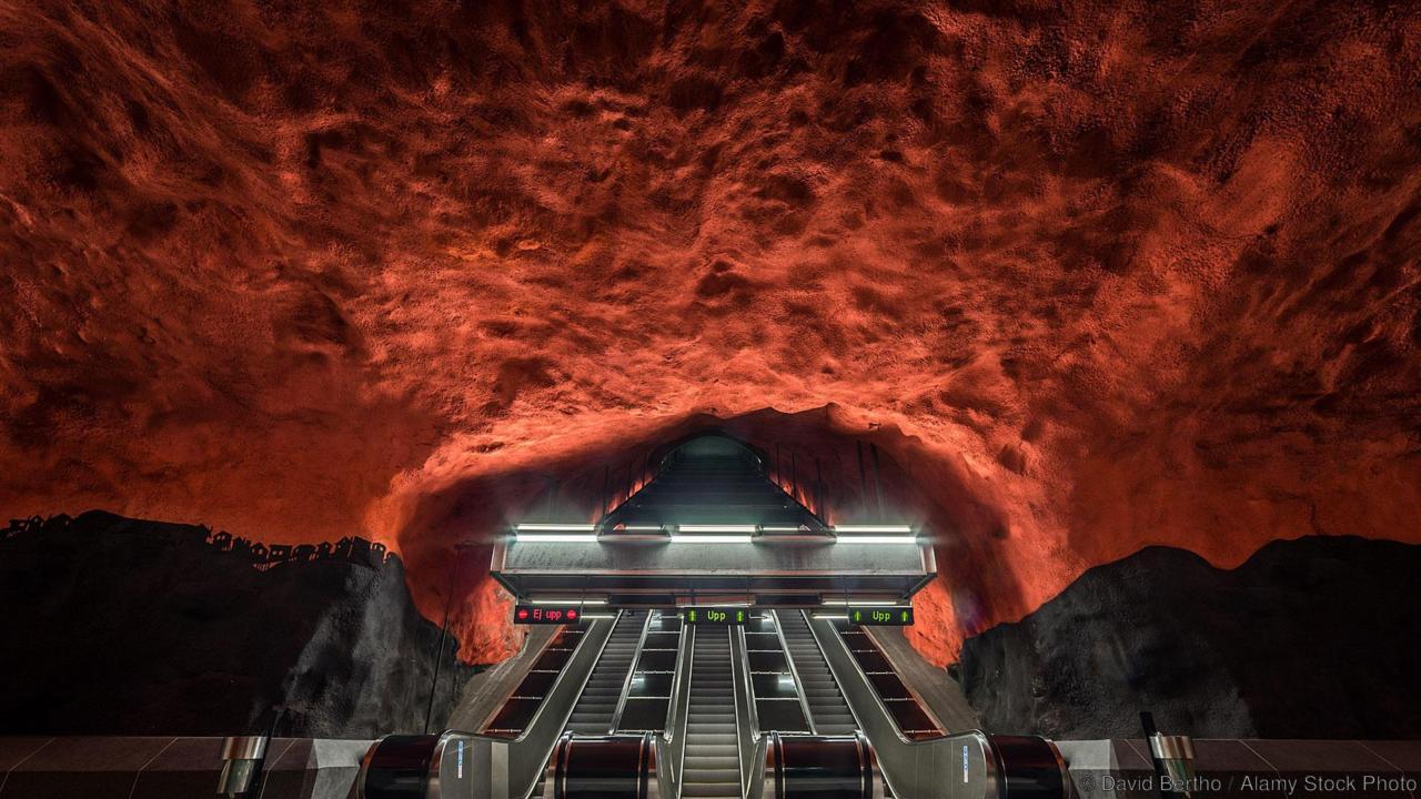 Solna Centrum Metro Station